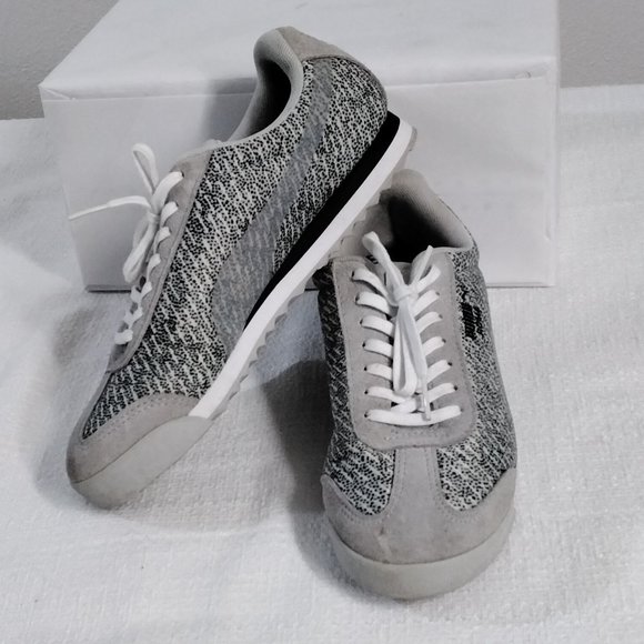 Puma Roma Gray/Black athletic sneakers Size US 7 - Picture 1 of 15